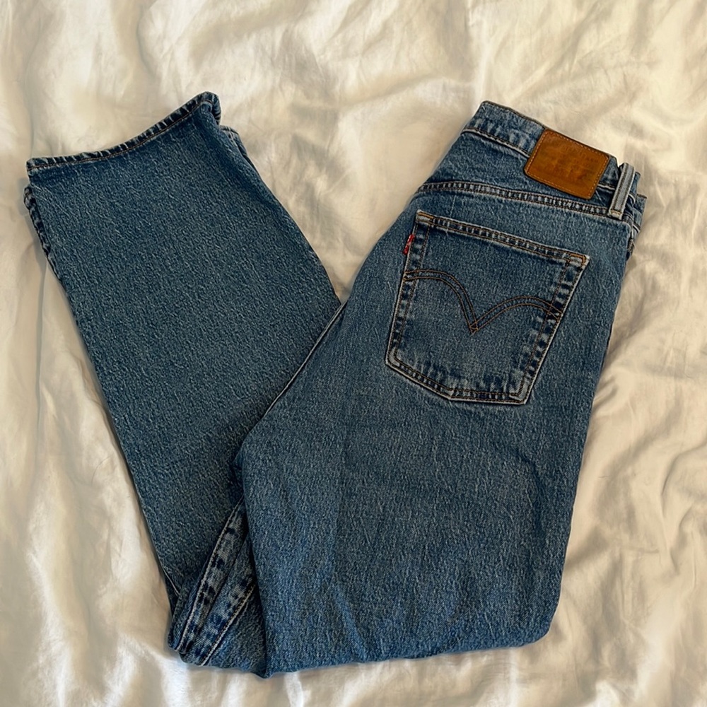 Levi’s Ribcage Straight